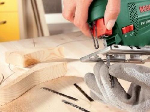 Как вырезать лобзиком по дереву. Тонкости выпиливания лобзиком 04