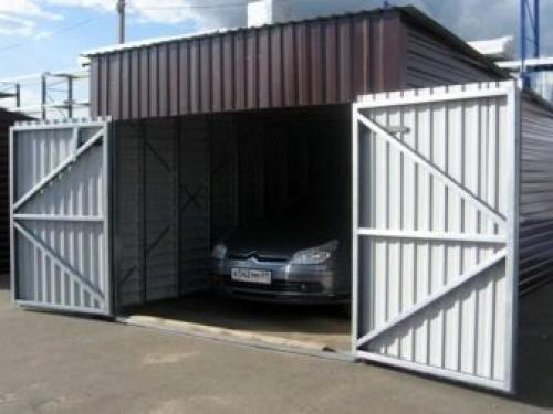 Гаражи из профнастила. Особенности: плюсы и минусы 03