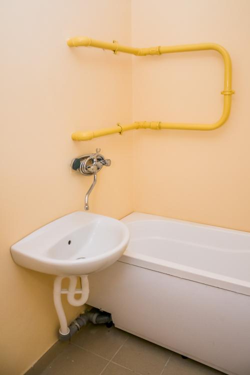 Обязательно ли красить стеклообои. Плюсы и минусы стеклообоев под покраску 12