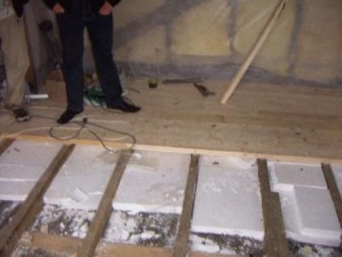 Как построить гараж из профлиста. Фундамент под гараж из профнастила 14