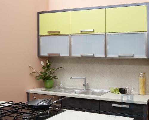 Цвета фасадов кухни мдф. Виды кухонь из МДФ: способы отделки фасадов