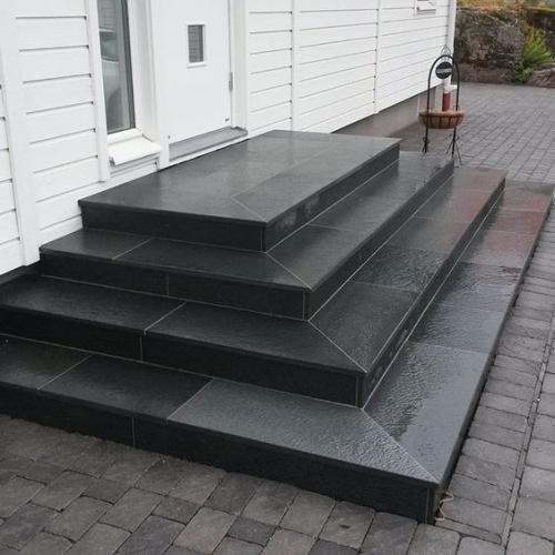 Крыльцо своими руками. Как сделать крыльцо в частном доме своими руками: варианты и фото