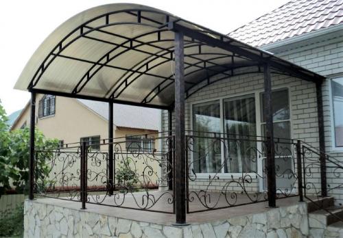 Навес из поликарбоната на даче. Навесы из поликарбоната — самостоятельное изготовление и особенности проектирования (100 фото)