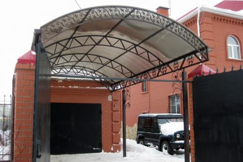 Навес из поликарбоната на даче. Навесы из поликарбоната — самостоятельное изготовление и особенности проектирования (100 фото)