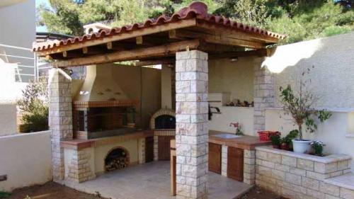 Готовые проекты беседок с мангалом. Ваша беседка с мангалом: важные детали