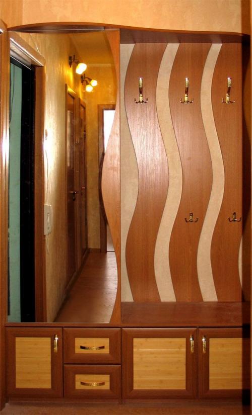 Белые шкафы в интерьере прихожей. Белая прихожая: примеры дизайна и красивого обустройства прихожей в белых оттенках 03