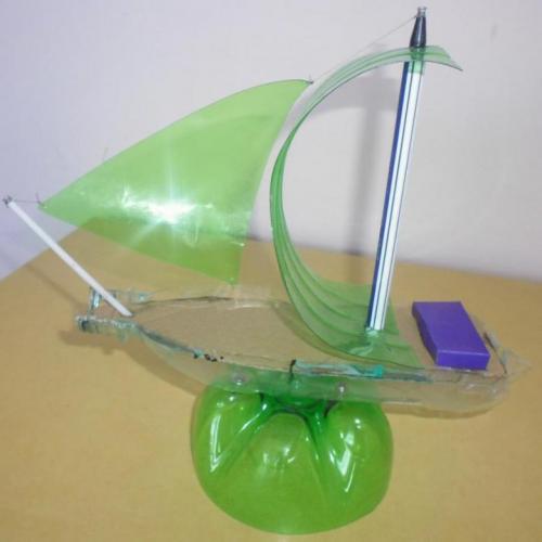 Ваза из пластиковой бутылки и ложек. Ваза из ложек 29