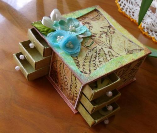 Ваза из пластиковой бутылки и ложек. Ваза из ложек 31