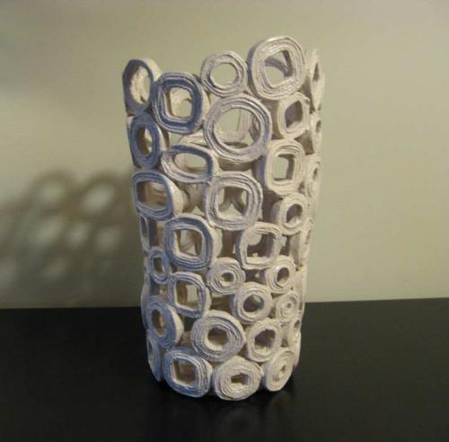 Вазы своими руками из подручного материала. Поделка ваза своими руками: ТОП-100 лучших фото-идей и поэтапная инструкция, как сделать в домашних условиях красивую вазу