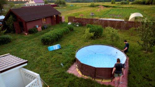 Стоит ли покупать бассейн на дачу. Что нужно знать перед покупкой каркасного бассейна