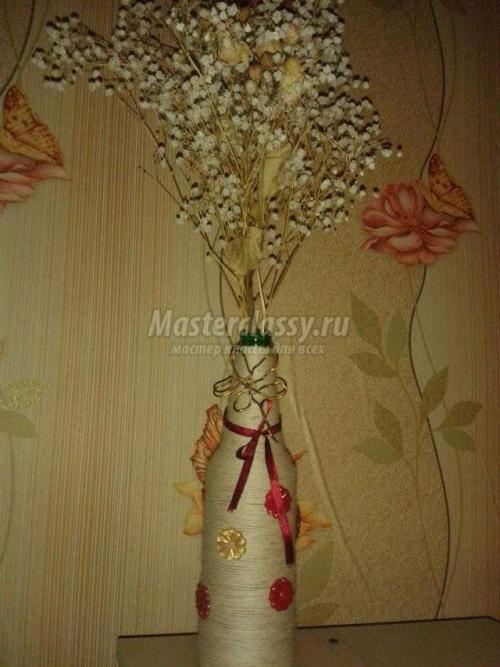 Ваза своими руками: мастер-класс по созданию из бутылки и шпагата 15