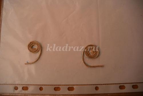 Ваза своими руками: мастер-класс по созданию из бутылки и шпагата 06