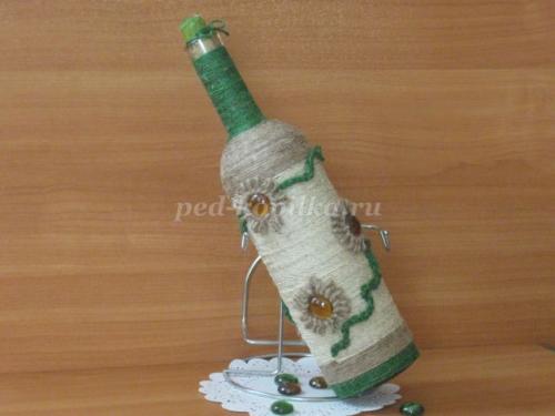 Как сделать красивую вазу из бутылки и шпагата своими руками 10