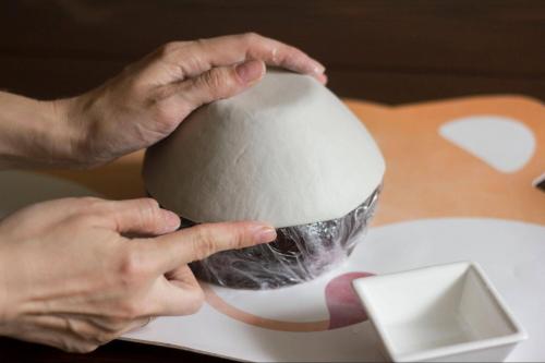 Какую форму тары лучше использовать в качестве основы для вазы. Создание чаши из самоотвердевающей пасты