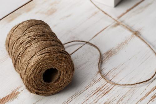 Создай уникальную вазу из джута своими руками: пошаговая инструкция 05 Создай уникальную вазу из джута своими руками: пошаговая инструкция 05