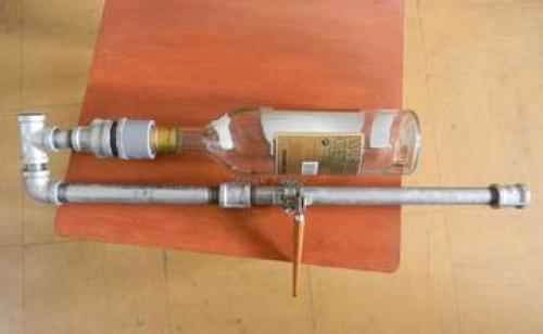 Как правильно обрабатывать края бутылки, чтобы они были ровными и безопасными. Поделиться 1 2013-03-19 00:23:55