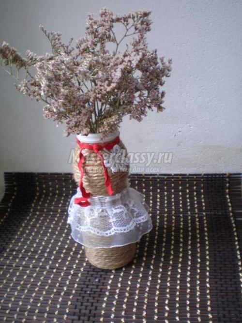 Ваза из пластиковой бутылки и джута: простой мастер-класс своими руками 23 Ваза из пластиковой бутылки и джута: простой мастер-класс своими руками 23