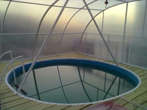 Как построить бассейн на даче своими руками. Бассейн для дачи: виды и особенности 04 Как построить бассейн на даче своими руками. Бассейн для дачи: виды и особенности 04