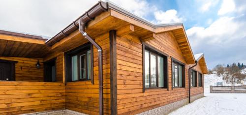 Обшивка кирпичного дома деревом. Можно ли кирпичный дом обшить деревом