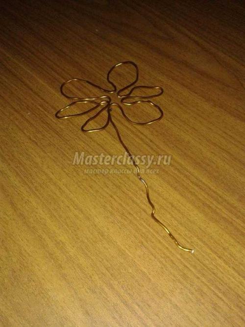 Креативная идея: как сделать вазу из пластиковой бутылки и шпагата 06