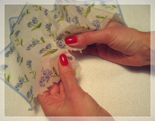 Как правильно клеить салфетки для декупажа. 6 способов наклеивания салфеток. Декупаж. Урок . 