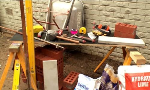 Клумбы из камня и кирпича. Мастерим своими руками