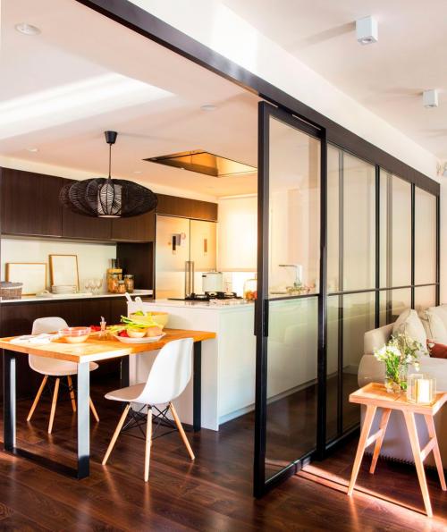 Раздвижные перегородки для зонирования в Москве: современные решения для вашего интерьера 12