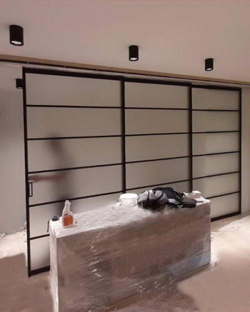 Раздвижные перегородки для зонирования в Москве: современные решения для вашего интерьера 02