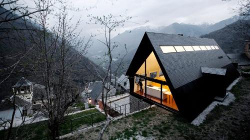 Что нужно, чтобы построить шалаш своими руками. Дом-шалаш своими руками