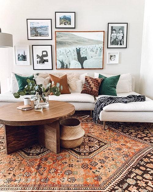 Декор одной стены в гостиной. Выбора цвета стен 06