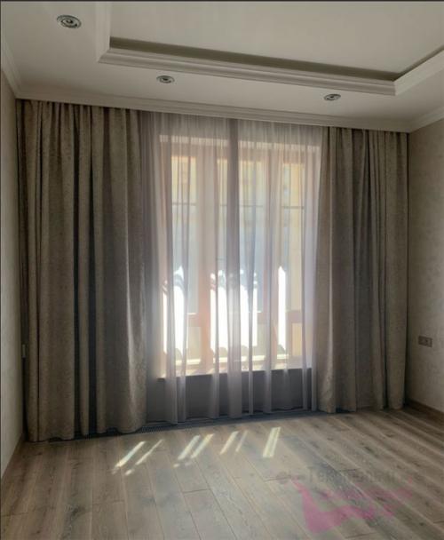 Шторы и тюль в зал в современном стиле. Современный дизайн