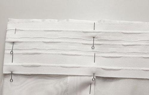 Какие шторы лучше – с подъёмной лентой или без. Как выбрать ленту правильно