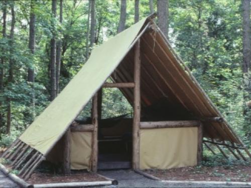 Как сделать шалаш из подручных средств. Особенности постройки 05 Как сделать шалаш из подручных средств. Особенности постройки 05