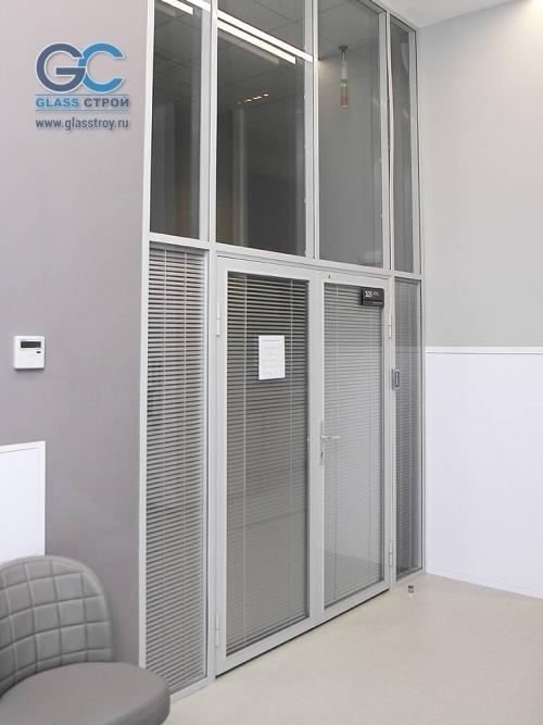 Мобильные перегородки с дверью. Цены на мобильные перегородки за 1м2 10 Мобильные перегородки с дверью. Цены на мобильные перегородки за 1м2 10