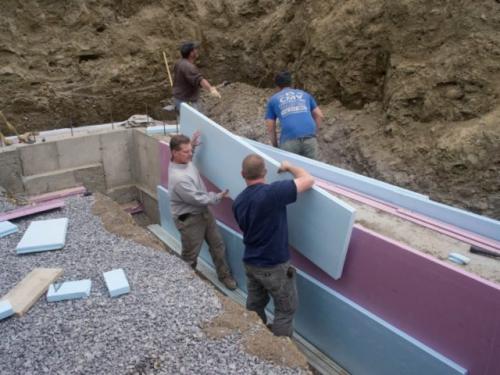 Вальмовая крыша с эркером. Как сделать эркер своими руками