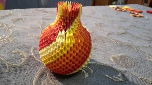 Как сделать вазу своими руками из бумаги. Оригами ваза своими руками поэтапно: мастер-класс для начинающих, фото, схемы, идеи