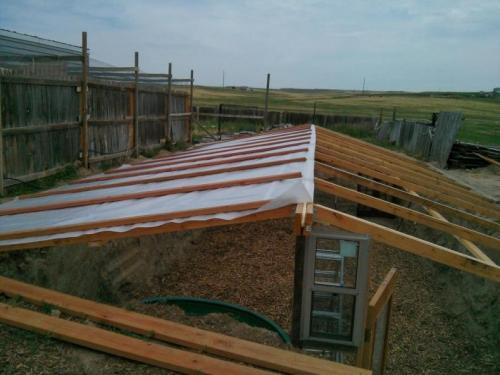 Теплица термос — учимся делать подземную теплицу по уникальной энергосберегающей технологии. 5 шагов к правильному обустройству