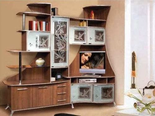 Угловая стенка в гостиную в современном стиле. Плюсы и минусы угловых стенок в интерьере гостиной 02