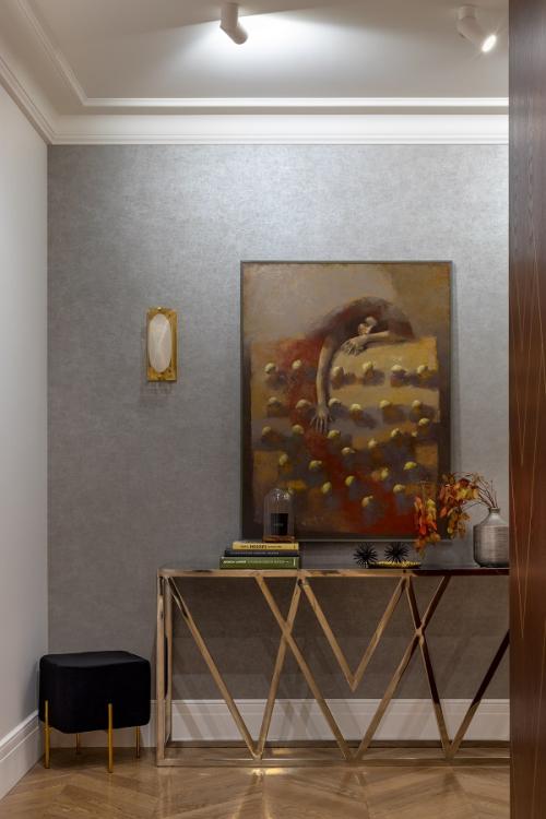 Как красиво оформить узкий коридор и прихожую 04