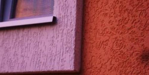 Терка для декоративной штукатурки короед. Нанесение короеда своими руками