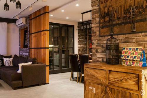 Фото дизайна кухни совмещенной с балконом. Кухня, совмещенная с лоджией 13