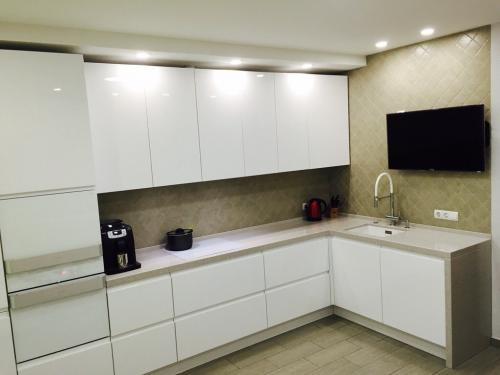 Цвета фасад кухни. Выбираем цвет кухонного гарнитура