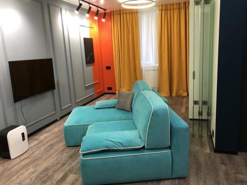 Раздвижная перегородка гармошка в комнате. Стеклянная перегородка складная (гармошка) в реальности