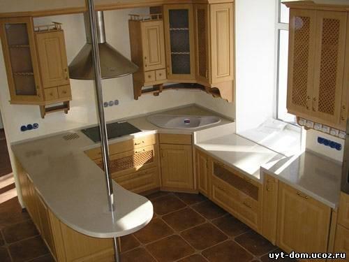 Как обыграть низкий подоконник на кухне. Кухня с низким окном