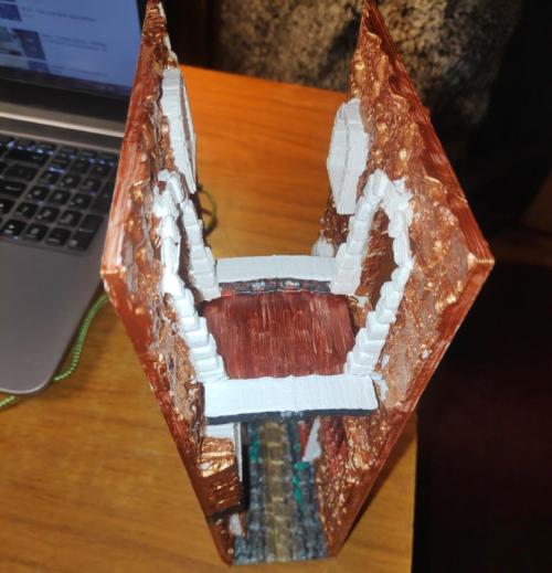 Вставка в полку своими руками. Прорубаем дверь в сказку