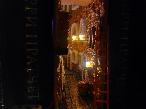 Вставка в полку своими руками. Прорубаем дверь в сказку