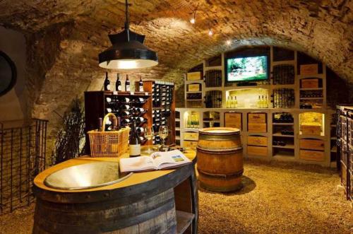 Чертежи погреба. Погреб на даче своими руками — разновидности погребов, подробная инструкция по строительству с простыми чертежами, советы по обустройству