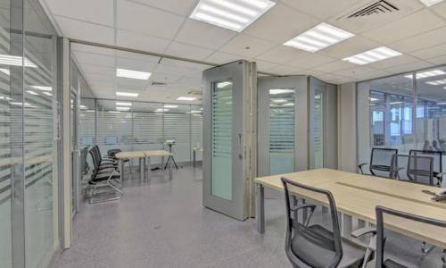 Раздвижная перегородка гармошка в комнате. Что такое мобильные стены и перегородки?