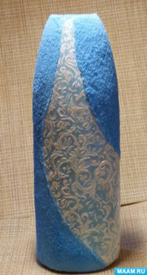 Ваза из пластиковой бутылки для детей. Декор группы в детском саду «Ваза из пластиковой бутылки в технике папье-маше»