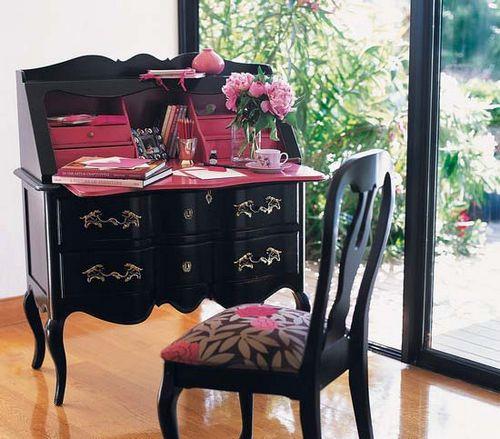 Секретер современный. Использование в интерьере